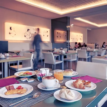 Mercure Lisboa 4* אלמאדה