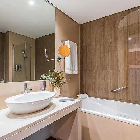 Mercure Lisboa 4* Almada