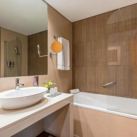 Hotel Mercure Lisboa Almada