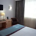 Mercure Lisboa 4*