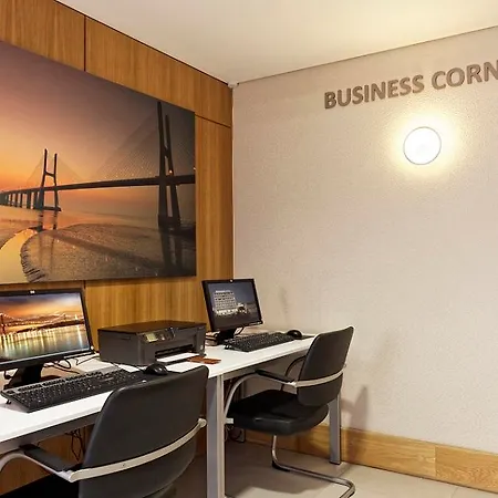 Ξενοδοχείο Mercure Lisboa 4*