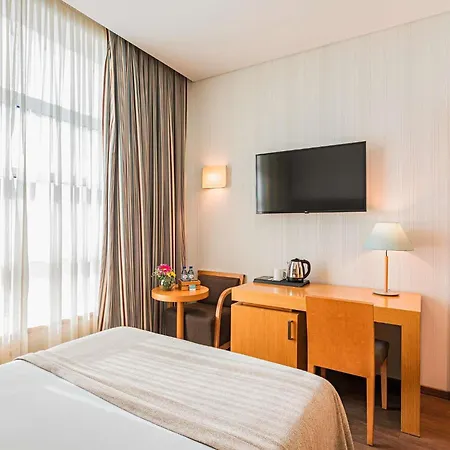 Mercure Lisboa ホテル 4*