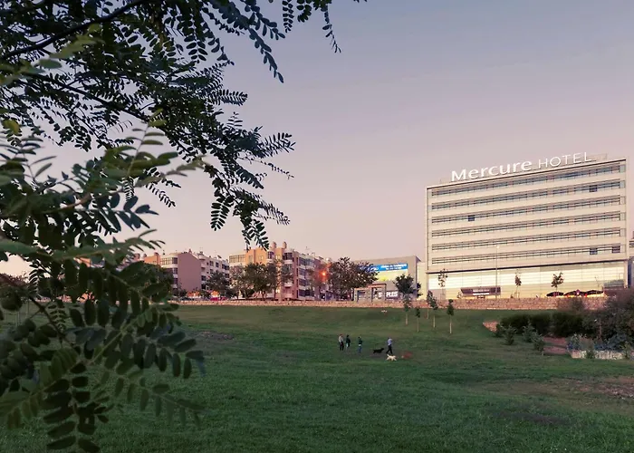 Mercure Lisboa מלון