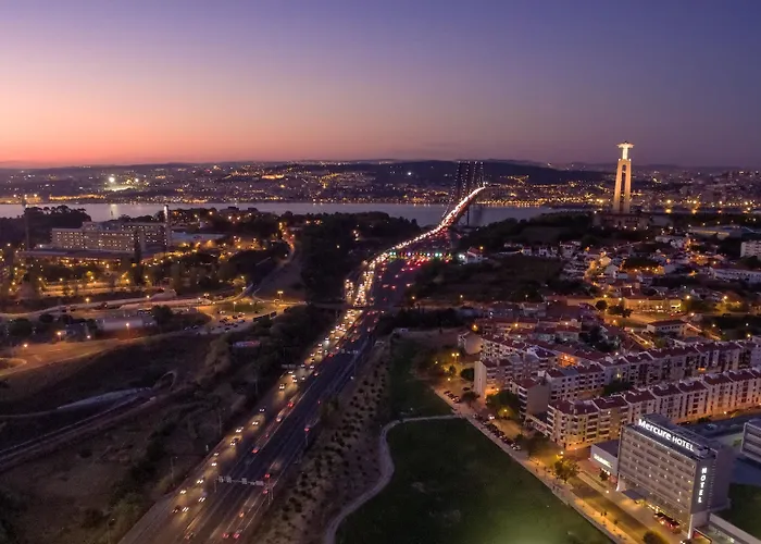 ホテル Mercure Lisboa 4*