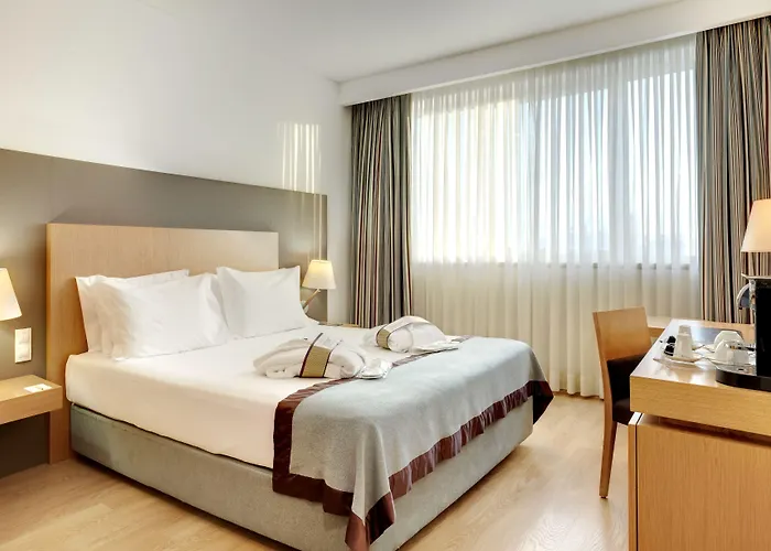 Mercure Lisboa 4*