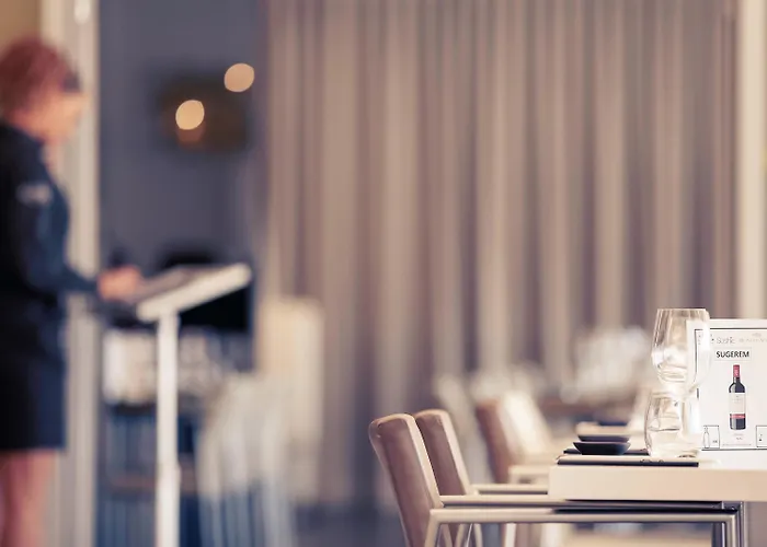 מלון Mercure Lisboa 4*