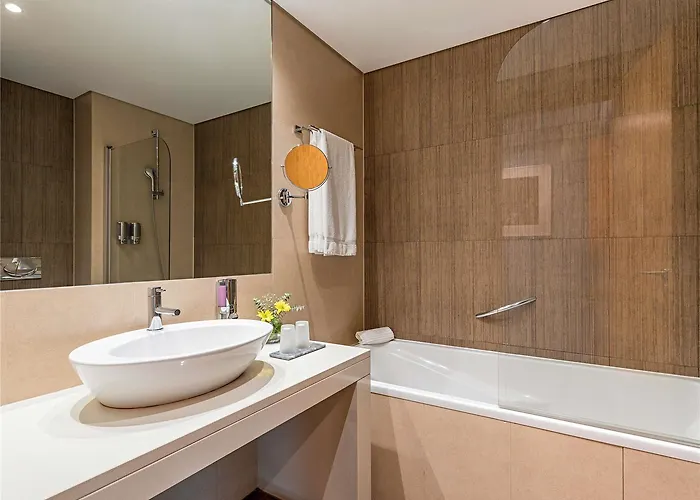 Hotel Mercure Lisboa Almada